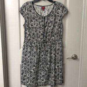 Spring dotted black and grey dress